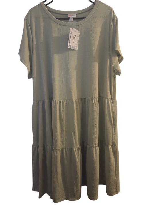 LuLaRoe Dresses & Skirts - LuLaRoe Sage Tiered Short-Sleeve Knit Dress